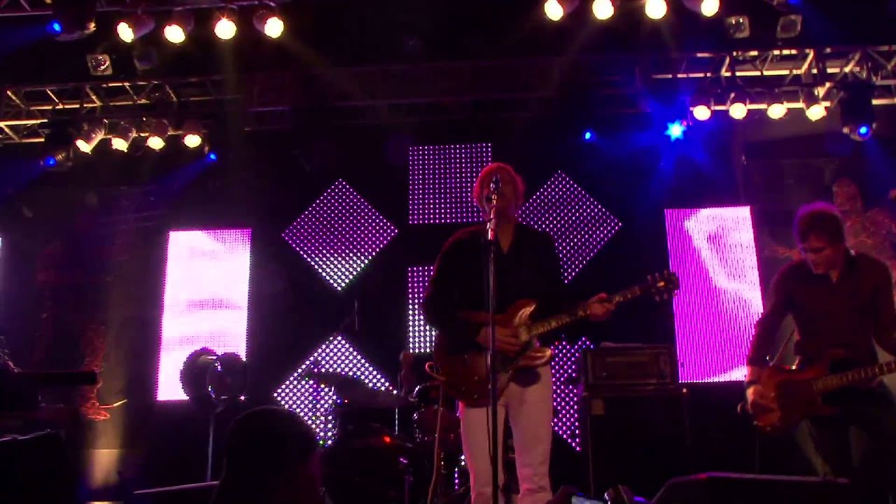 Spoon | Planeta Terra | 2008