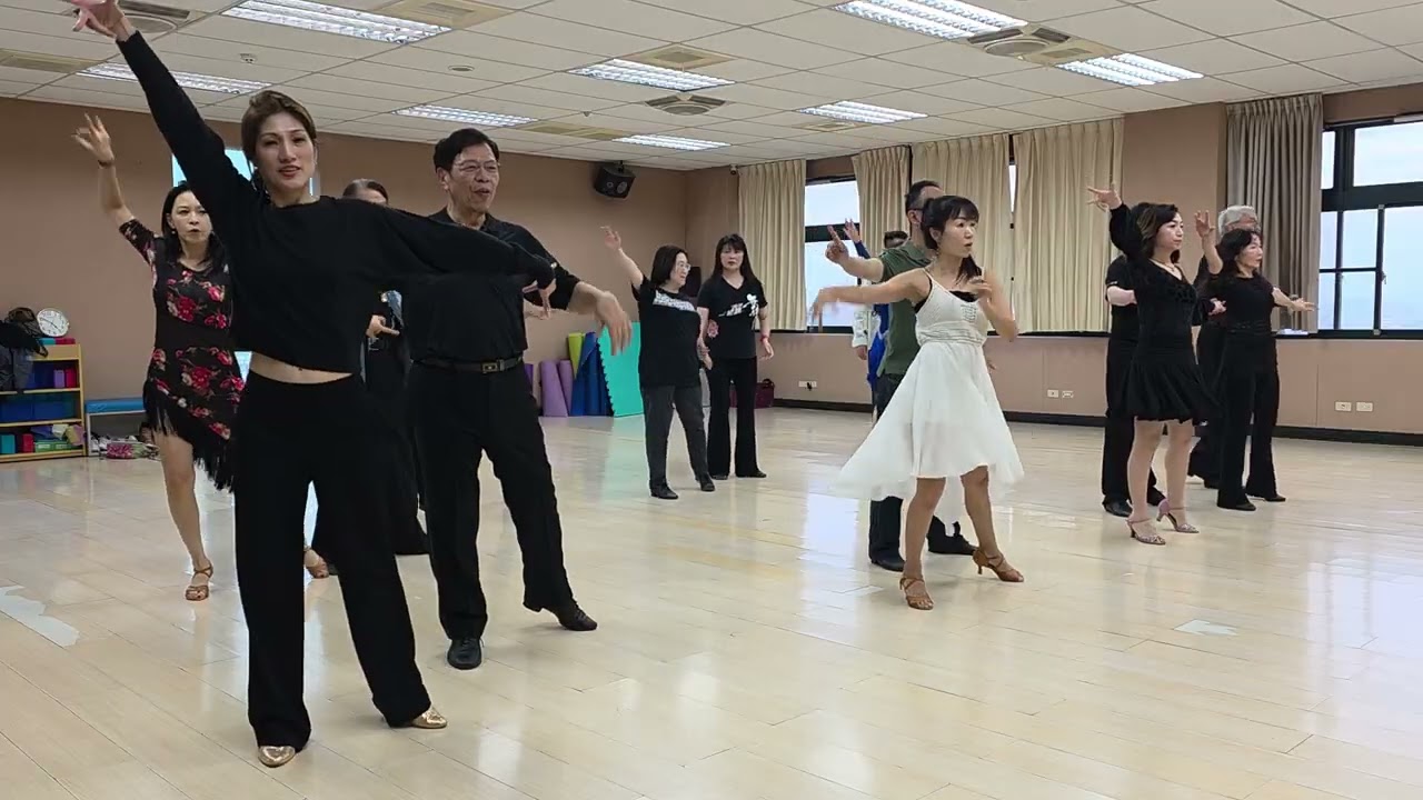 拉丁恰恰 開心舞 歡樂舞 蔡輝煌 和 中原大學推廣 蔡 0910290309
