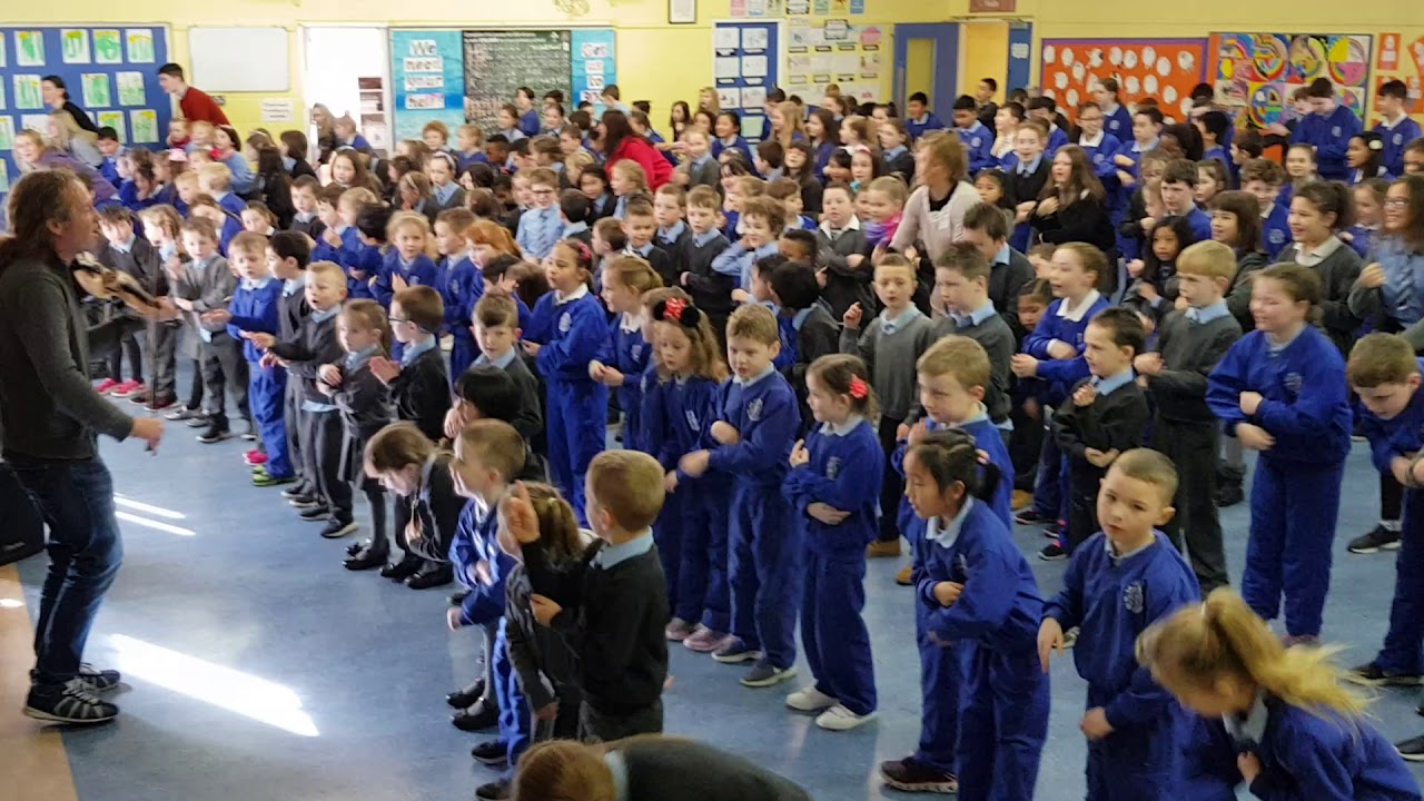 Seachtain na Gaeilge   An Dreoilín