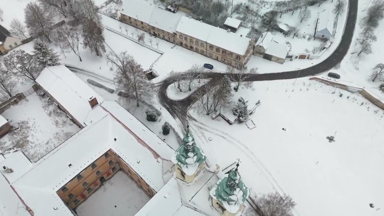 Augustiniánský klášter Dolní Ročov