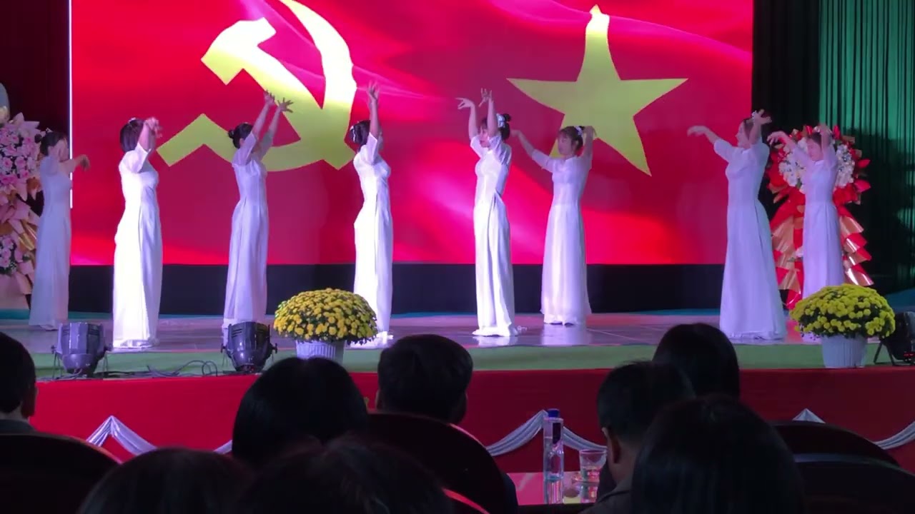 Giao lưu  văn nghệ chào mừng đại hội Đảng - Miền Vân Nam - Xã Hải Hưng - Tỉnh Ninh Bình - P3
