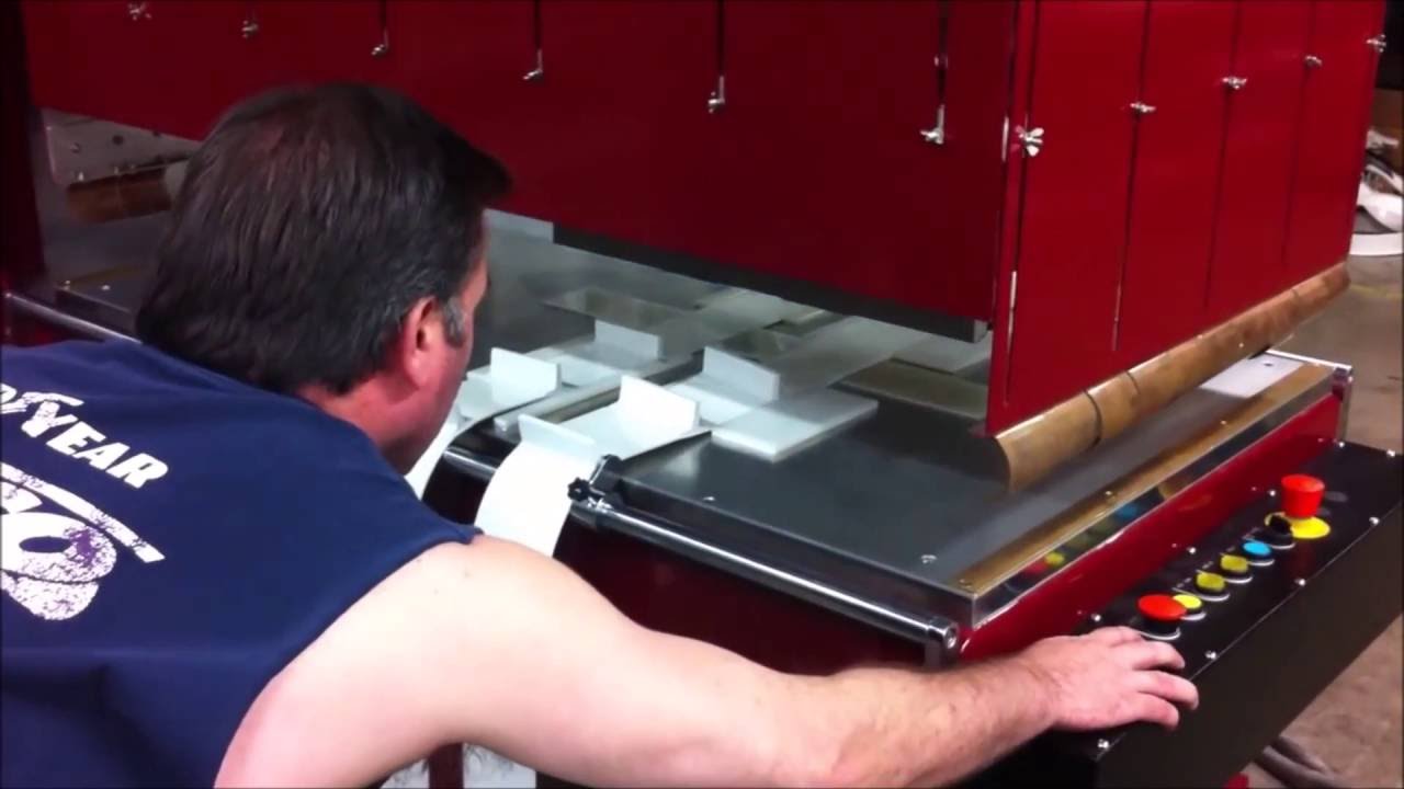 Conveyor Belt Cleat Welding, V-guide notching, and welding