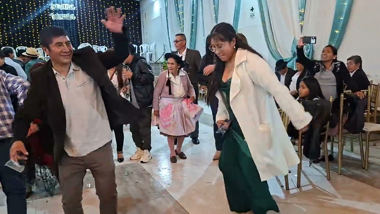BODAS DE ORO. SR. JUVENAL CARDENAS Y ESP.  VICTORIA ROMERO. HUANCAYO PERÚ. 08 FEB. 2026.