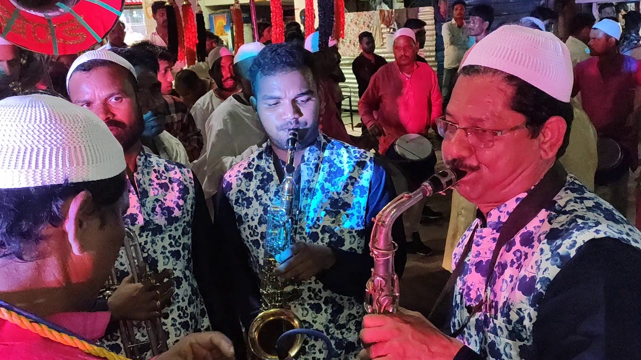 Aye mere vatan ke logo played by mahesh brass band at taaj bagh nagpur. Mo9826848130:9424632934
