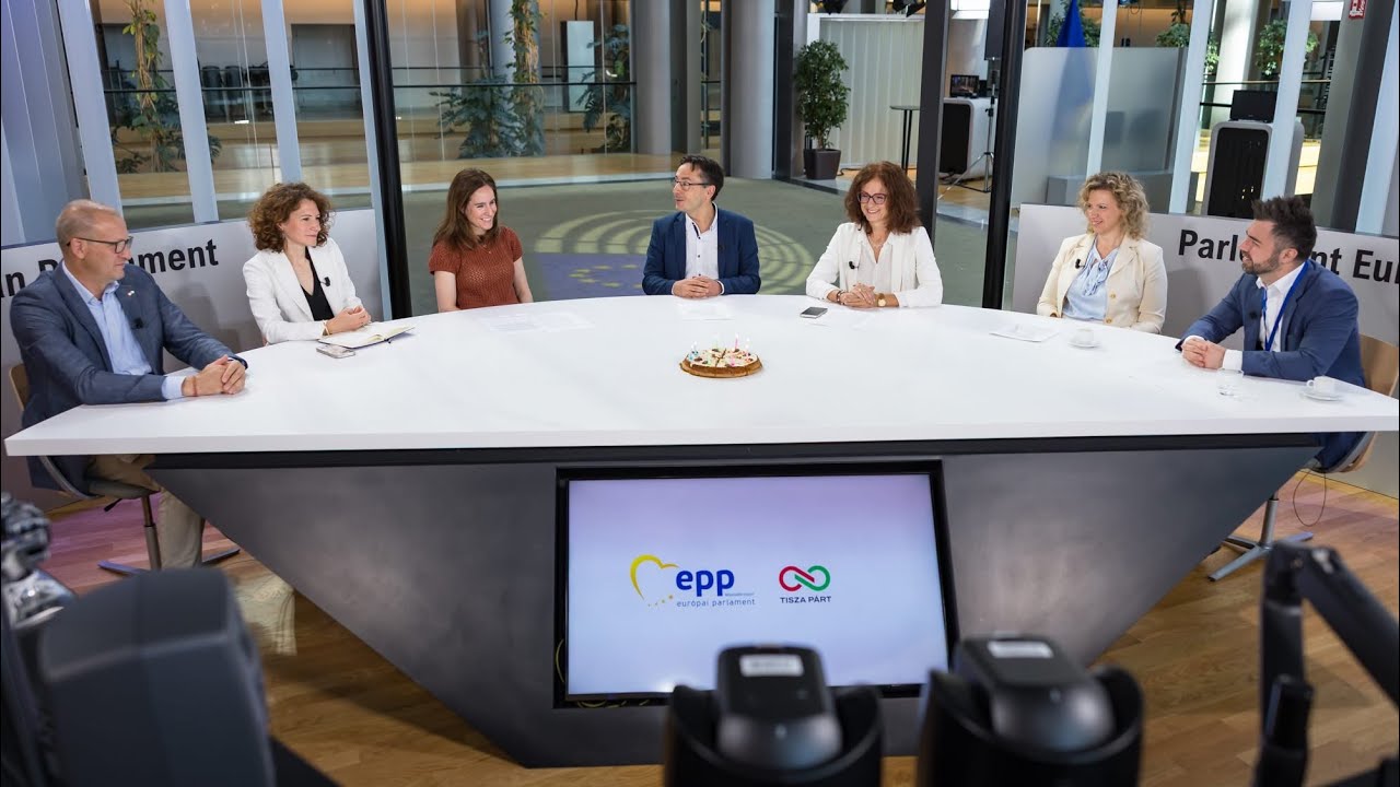 Mi az az MFF? - Gerzsenyi Gabriellával és Kollár Kingával