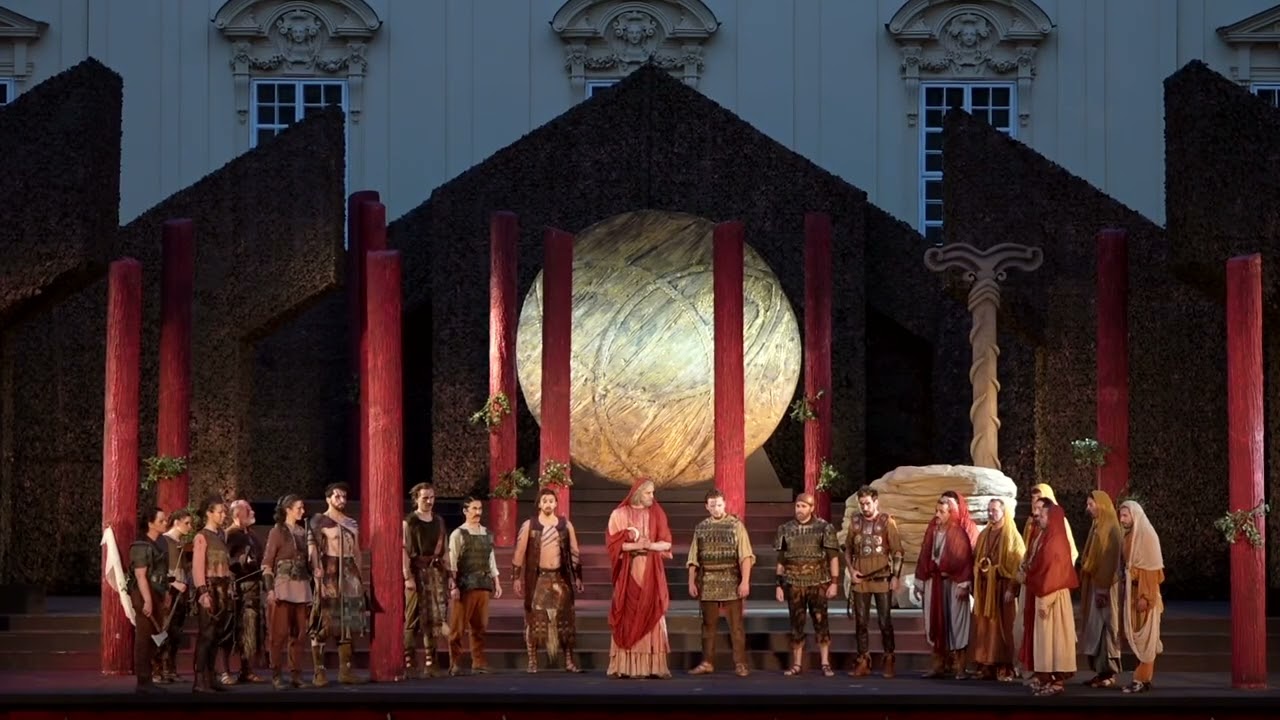 Beniamin Pop sings Oroveso’s aria “Ite sul colle, o Druidi”(incomplete) from Norma, Bellini