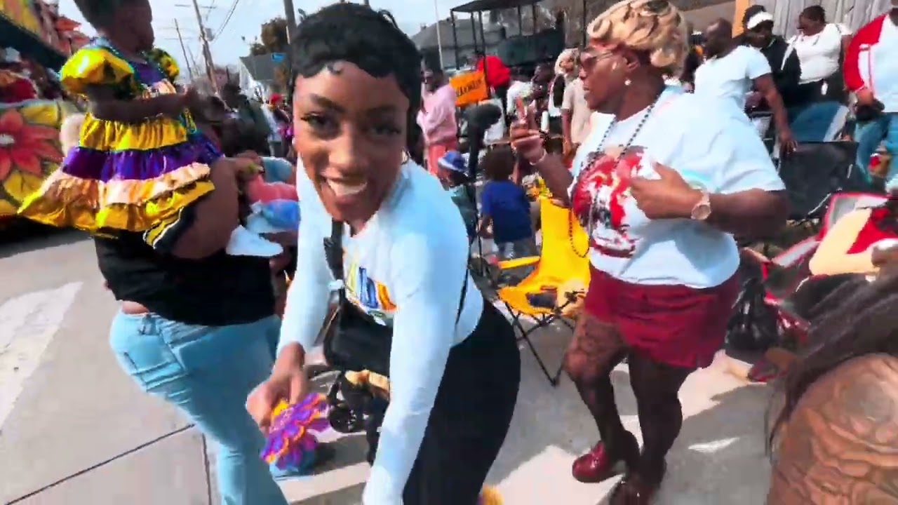 NOLA MARDI GRA 2026 VLOG🔥• DAY+NIGHT PARADE💚💜💛