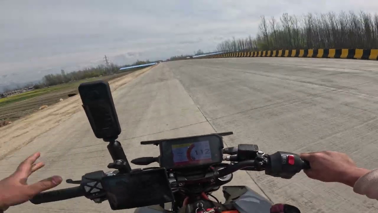 Hyper riding 