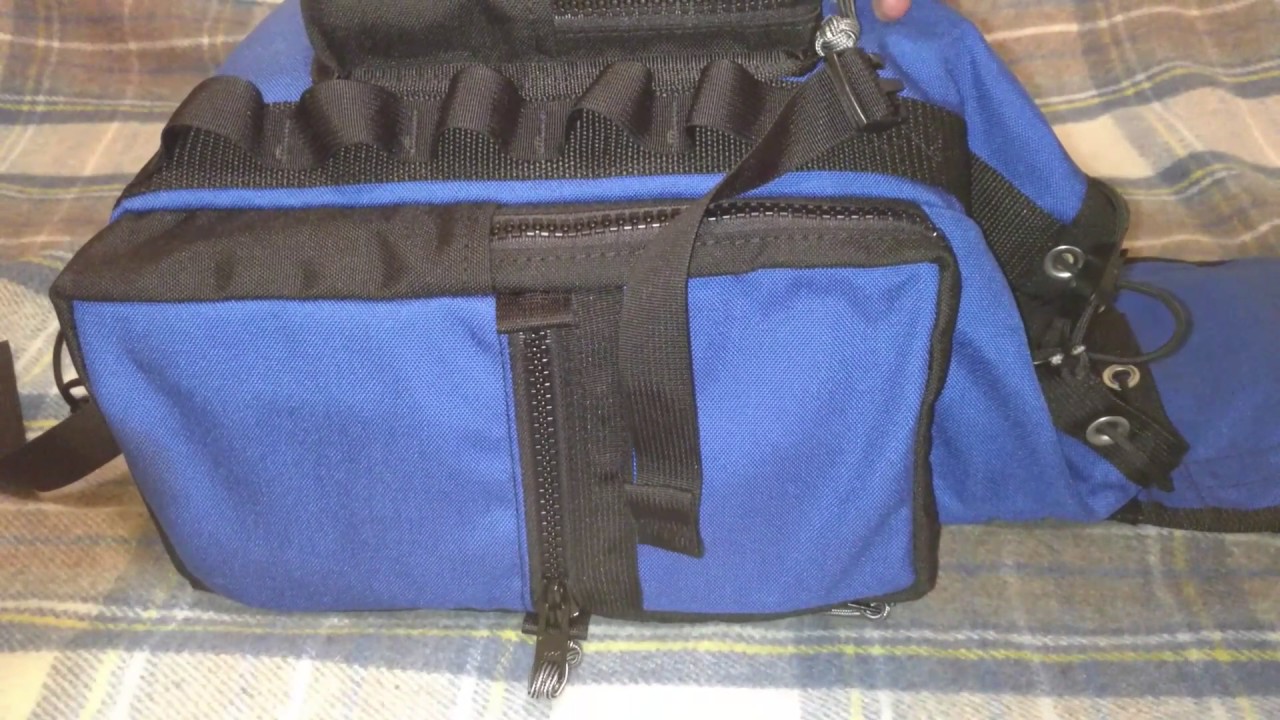 Red Oxx Roadster mini ruck: what fits
