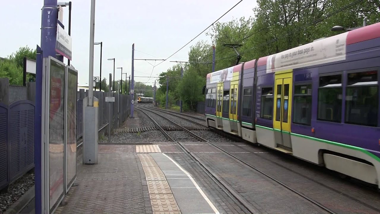 Midland Metro trams to Birmingham Snow Hill - Jewellery Quarter