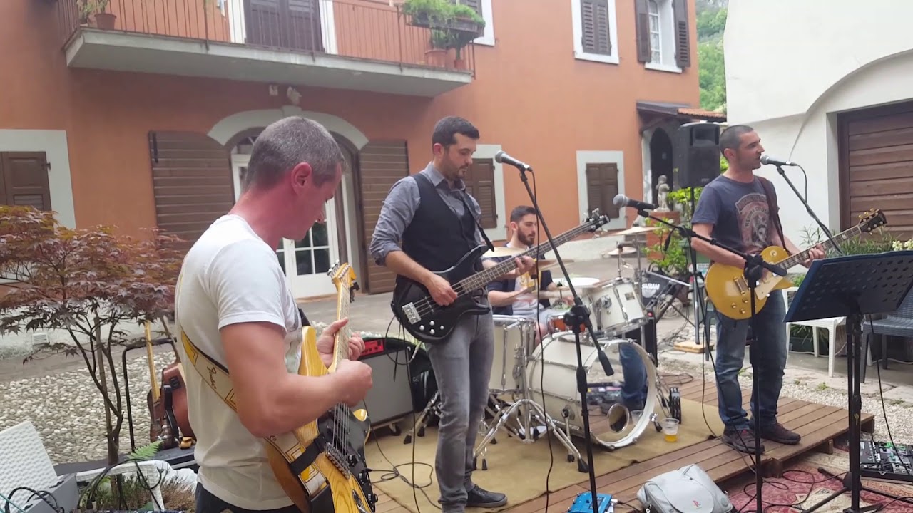 Kula shaker Hey Dude cover live