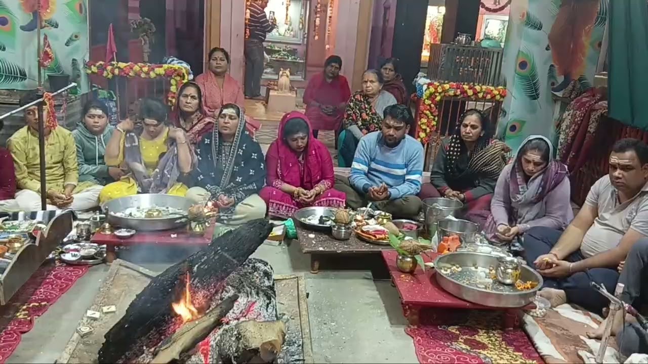 रुद्राभिषेक एवं चतुर्थ प्रहार पूजा श्री मनकामेश्वर महादेव मंदिर छुटमलपुर 