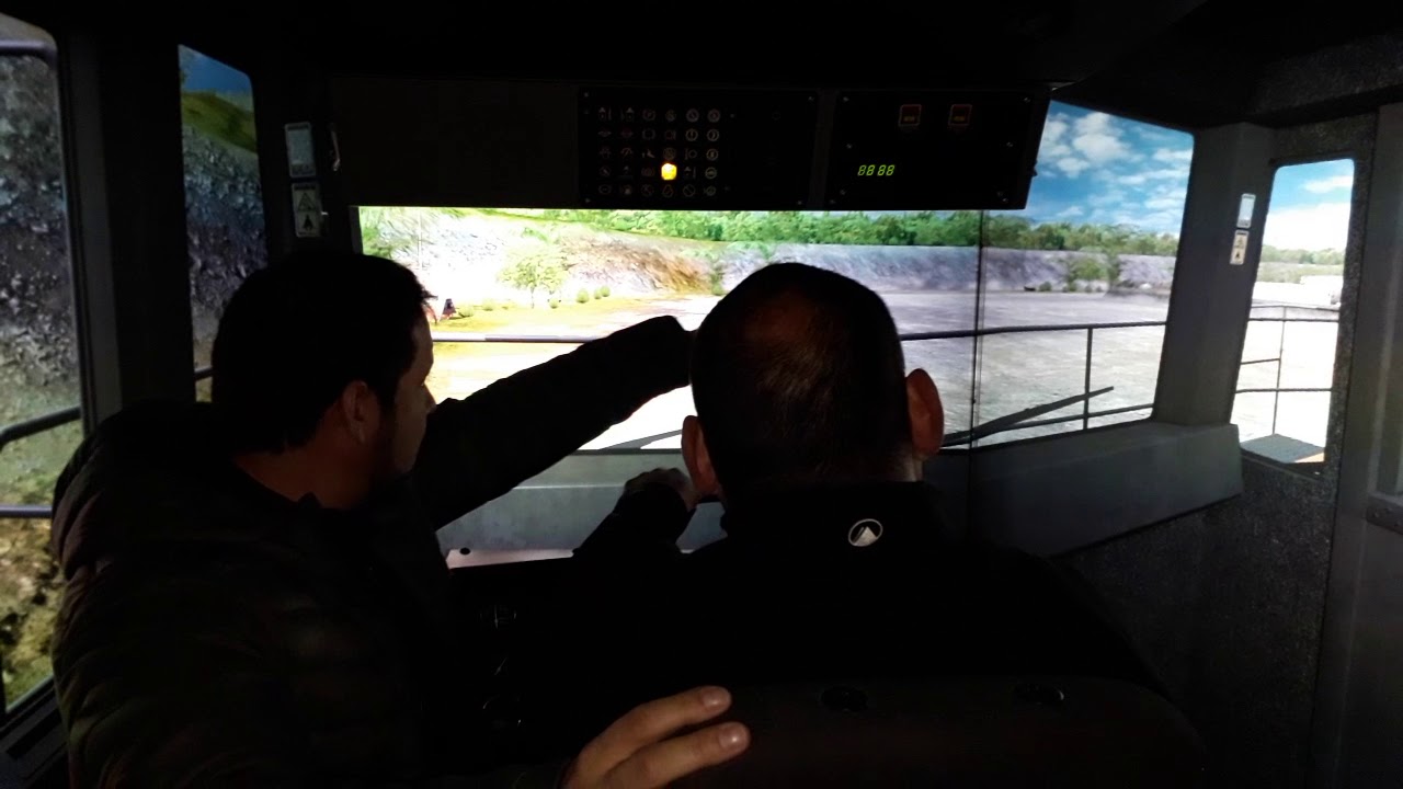 Operación camión extracción Komatsu 930 E3 Cabina simulador komatsu 930 E3