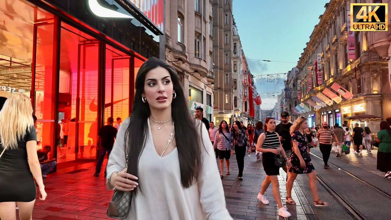 Istanbul Türkiye Nightlife, Istiklal Street, Taksim Square 4K Walking Tour
