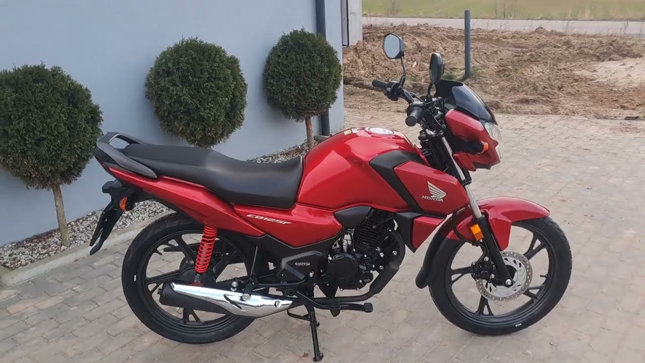 HONDA cb 125f rok 2024 przebieg 296kilometrow Stan Jak Nowy . Firma Sylwmoto Iława tel 500134533.  