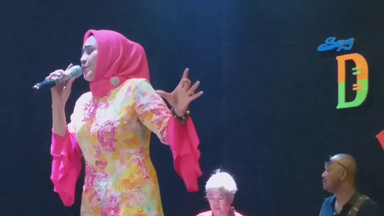 DIAN PIESESHA - KUCOBA HIDUP SENDIRI /Cipt. Pance