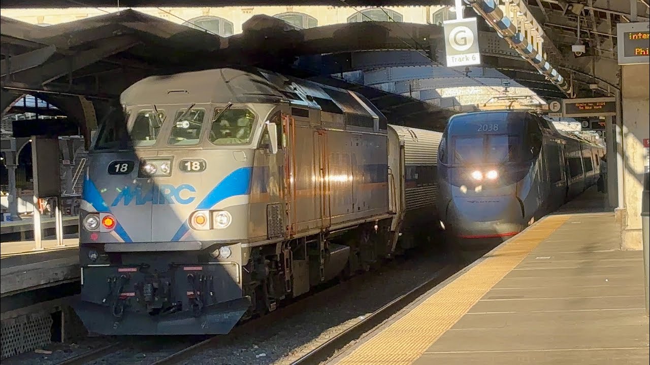 Amtrak NE Corridor & MARC Penn Line Trains @ Baltimore,MD Penn Station 