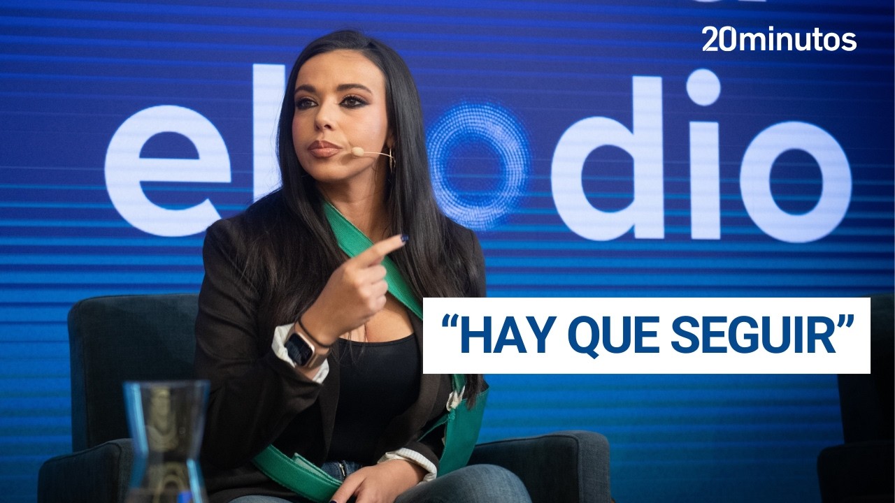 SARAH SANTAOLALLA: 