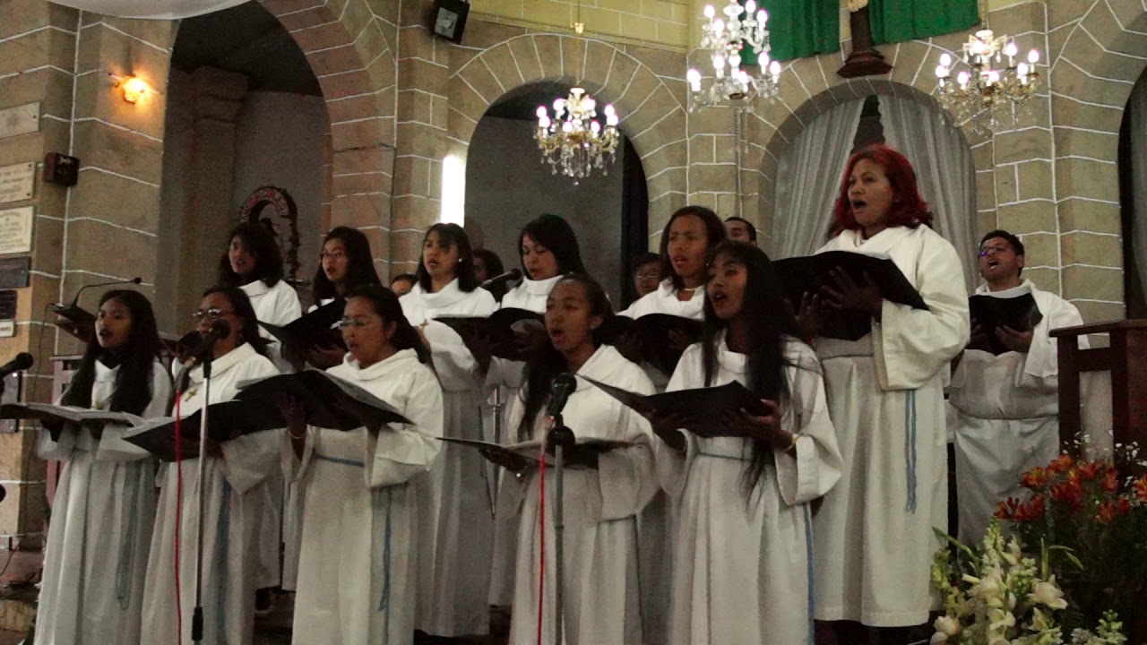 Salve Regina Mater Beata - Chorale Francophone de Faravohitra