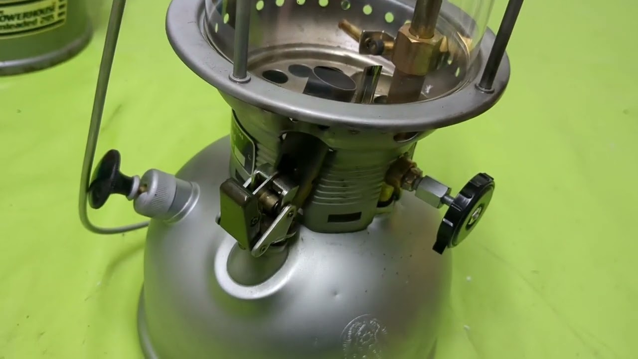 Petromax 500HK Rapid Reinigung mit der Düsennadel