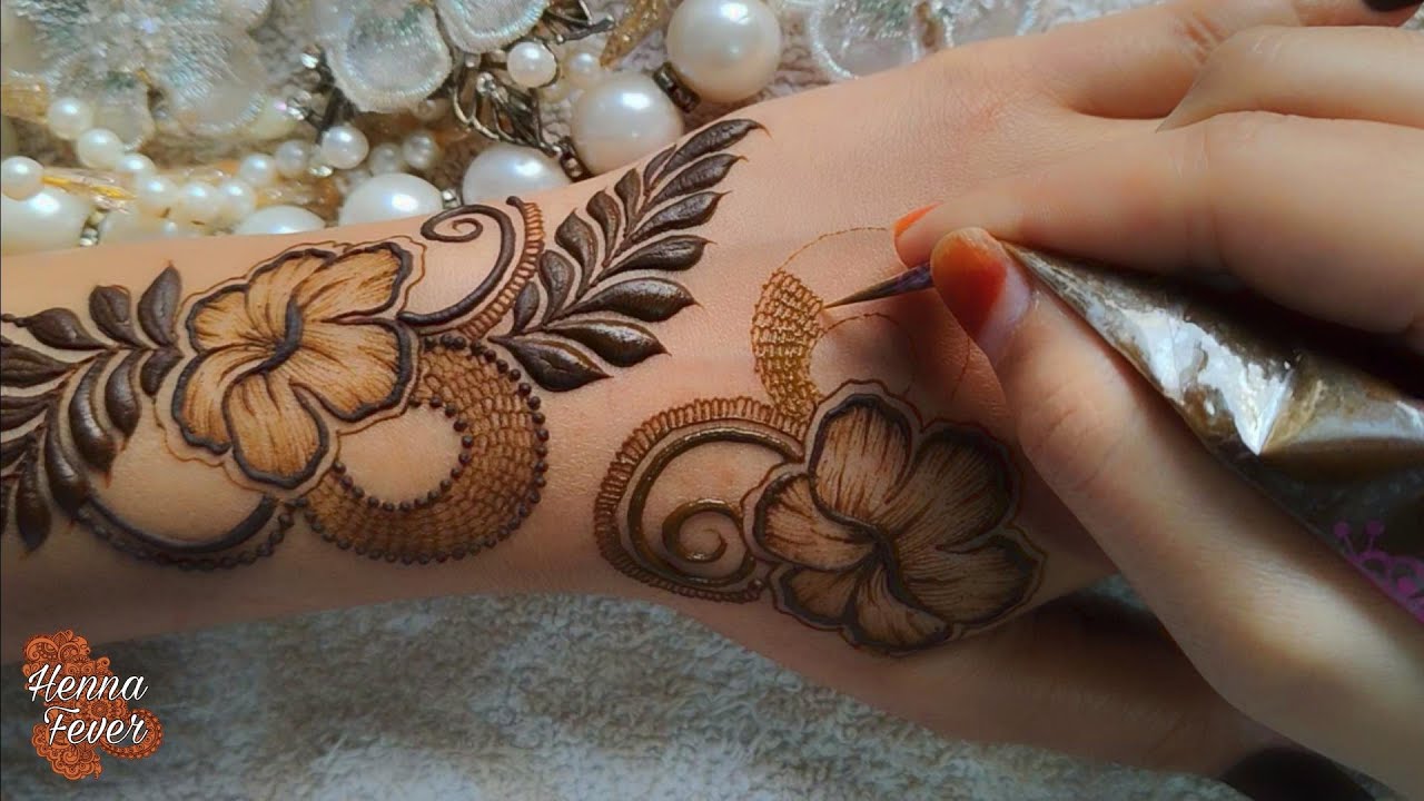 Trending Hibiscus Gulf Mehndi Design for Eid 2025 | Step by Step Tutorial | Henna Fever