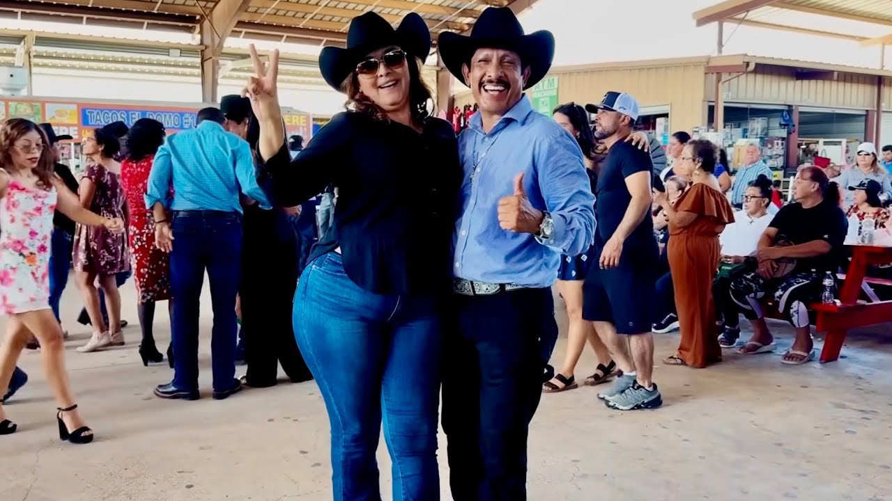 Baile en la pulga de Álamo Texas RGV