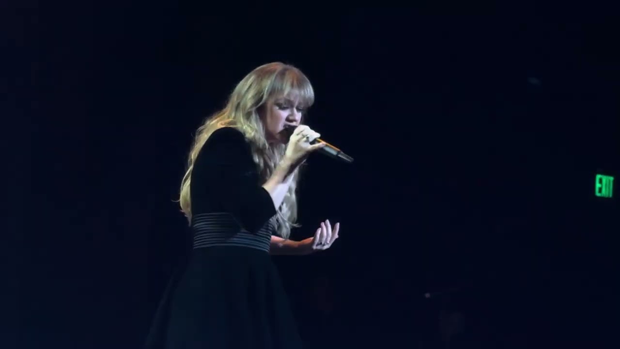 Kelly Clarkson performs Behind These Hazel Eyes at The Chemistry Vegas Residency on 2/9/24.