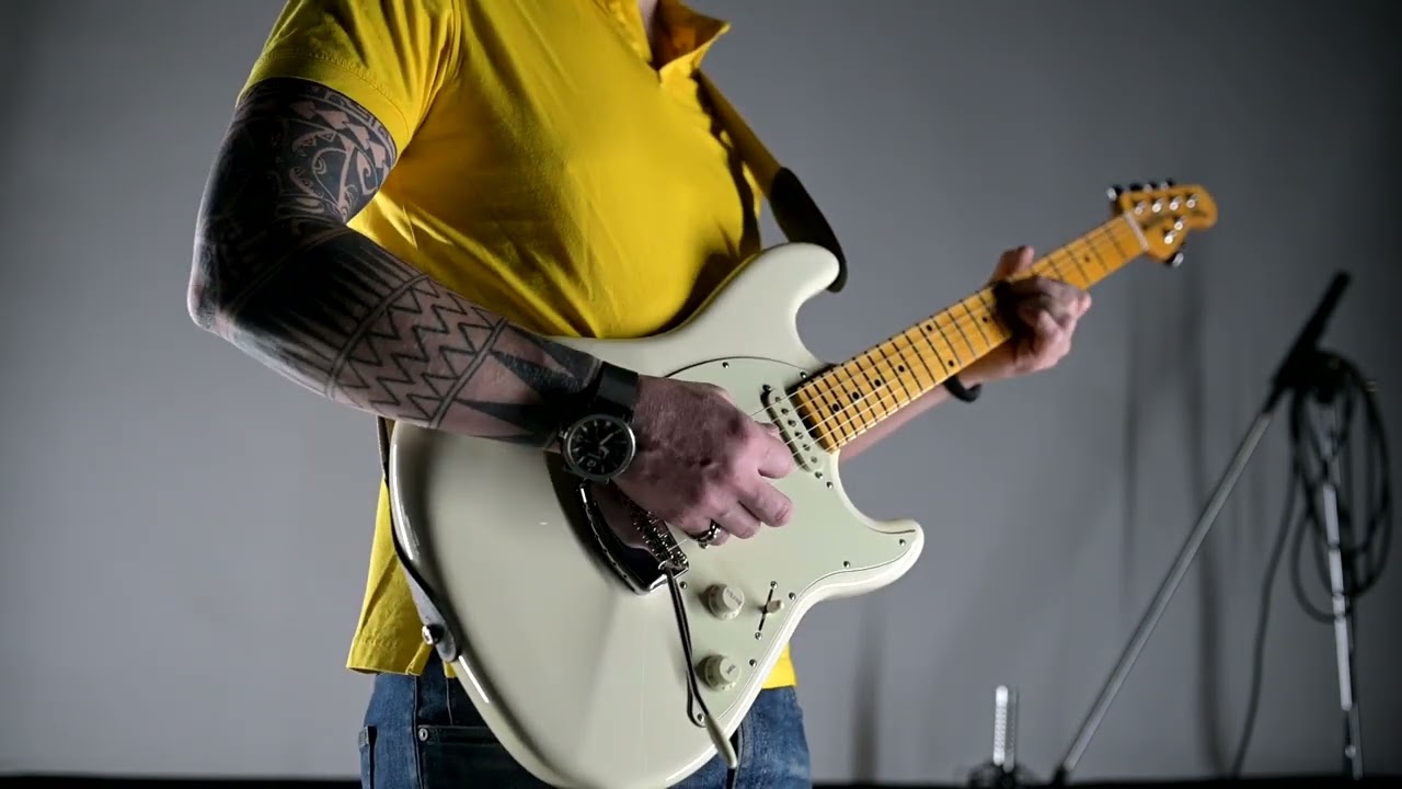 Music Man Cutlass
