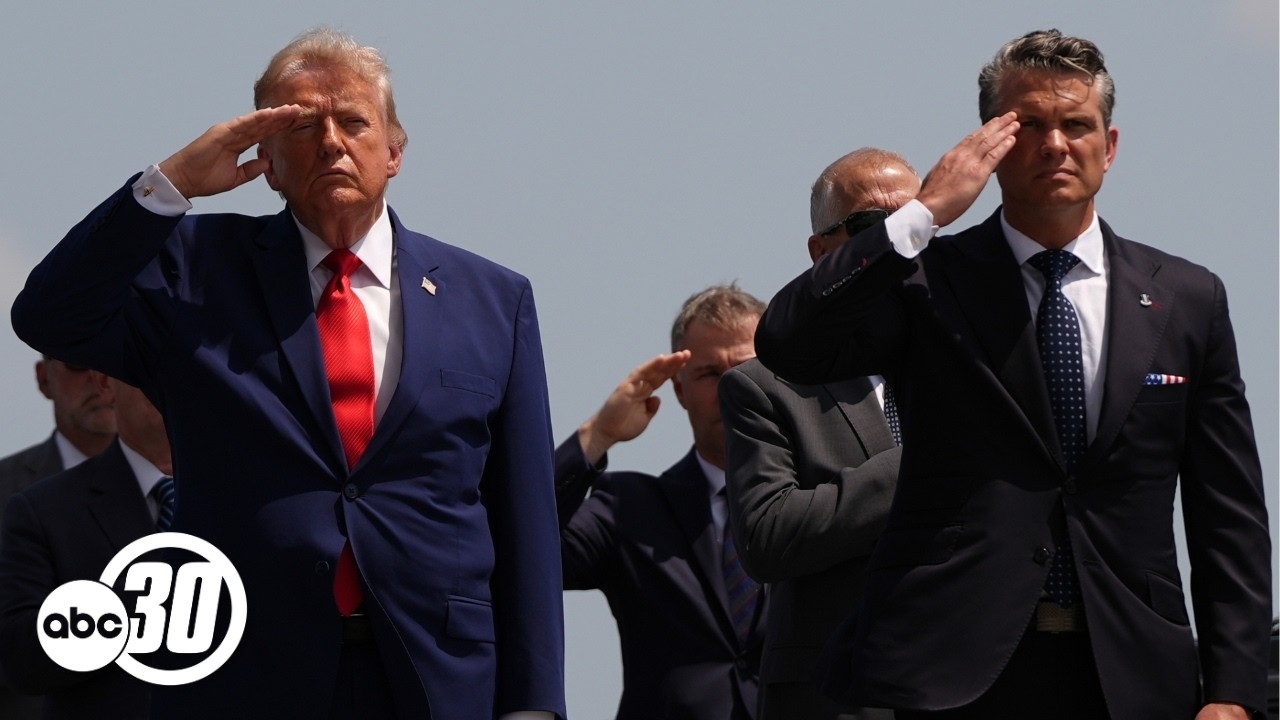 Дональд Трамп посетил церемонию встречи тел погибших американских военнослужащих