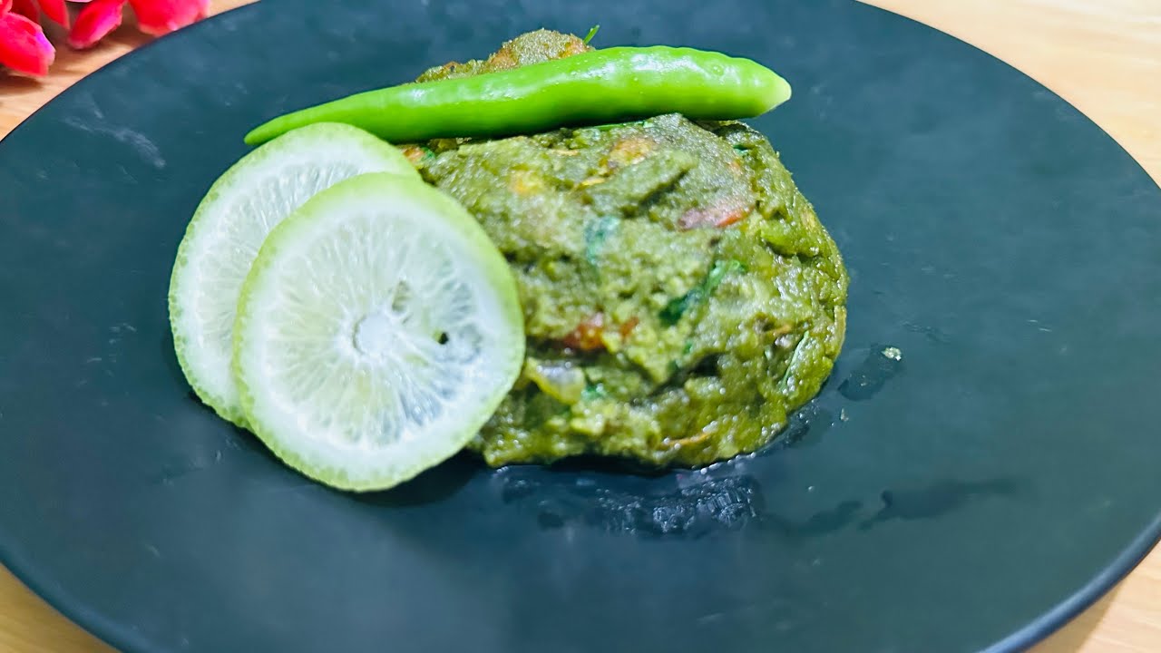 চিংড়ি মাছ দিয়ে লাউের খোসার ভর্তা।#recipe #highlight #food #cooking #bhorta