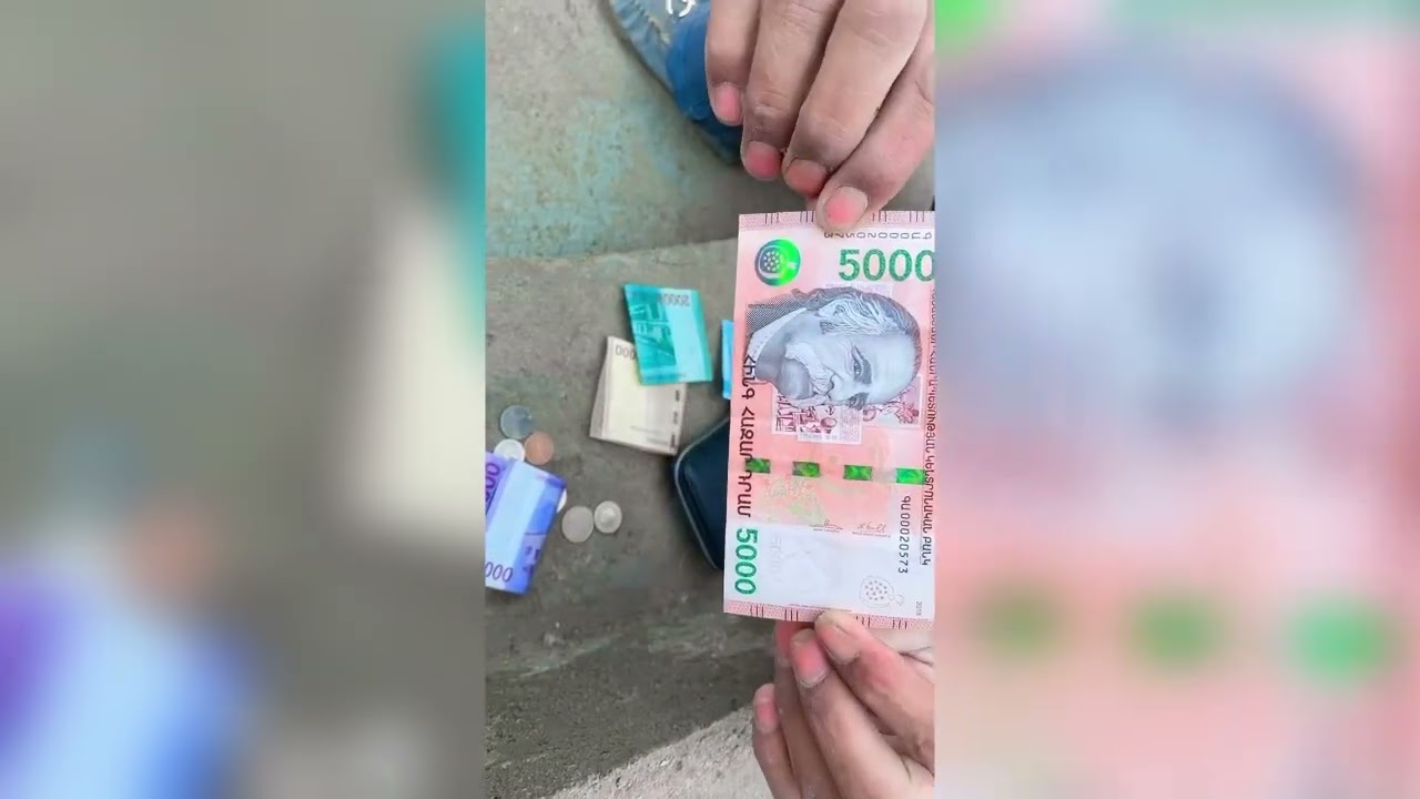 Armenia me ek lakh ka note😳😳 #youtuber #youtubechannel #youtubeshorts #youtubers #youtubevideo