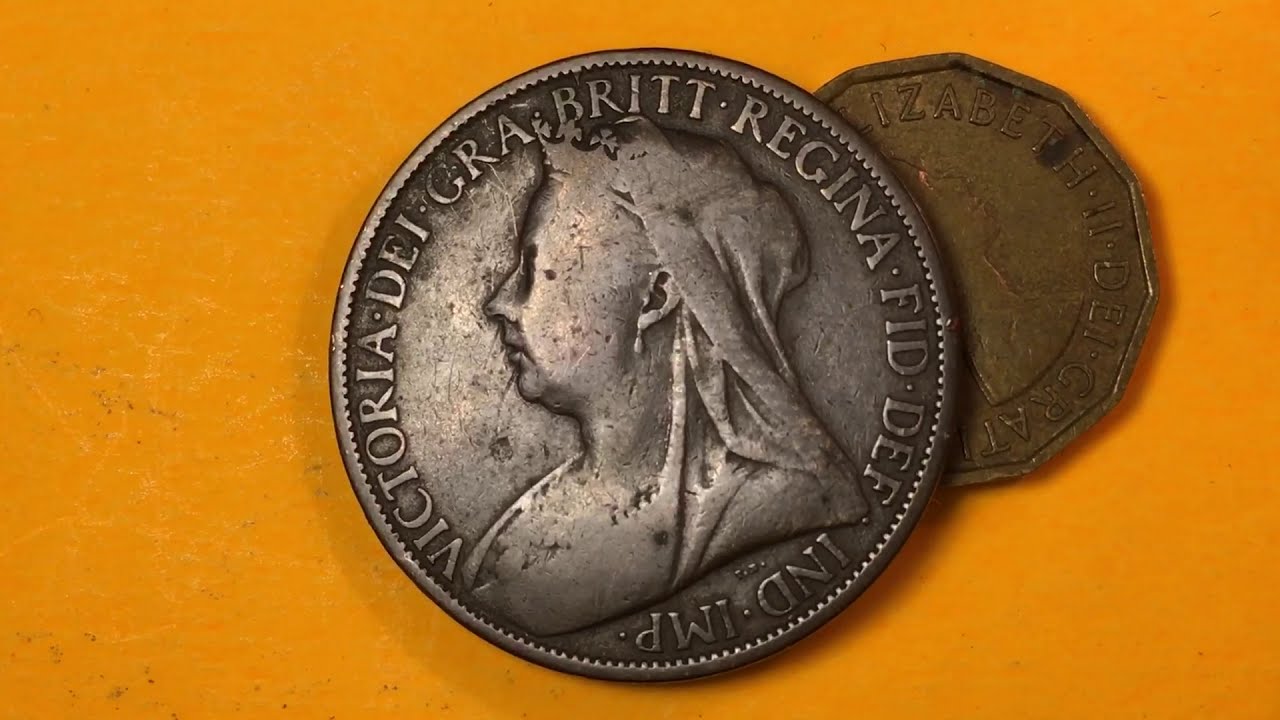 UK 1900 One Penny Coin - Queen Victoria - Old Head  - Crowned Veiled - Last of the Victoria Pennies