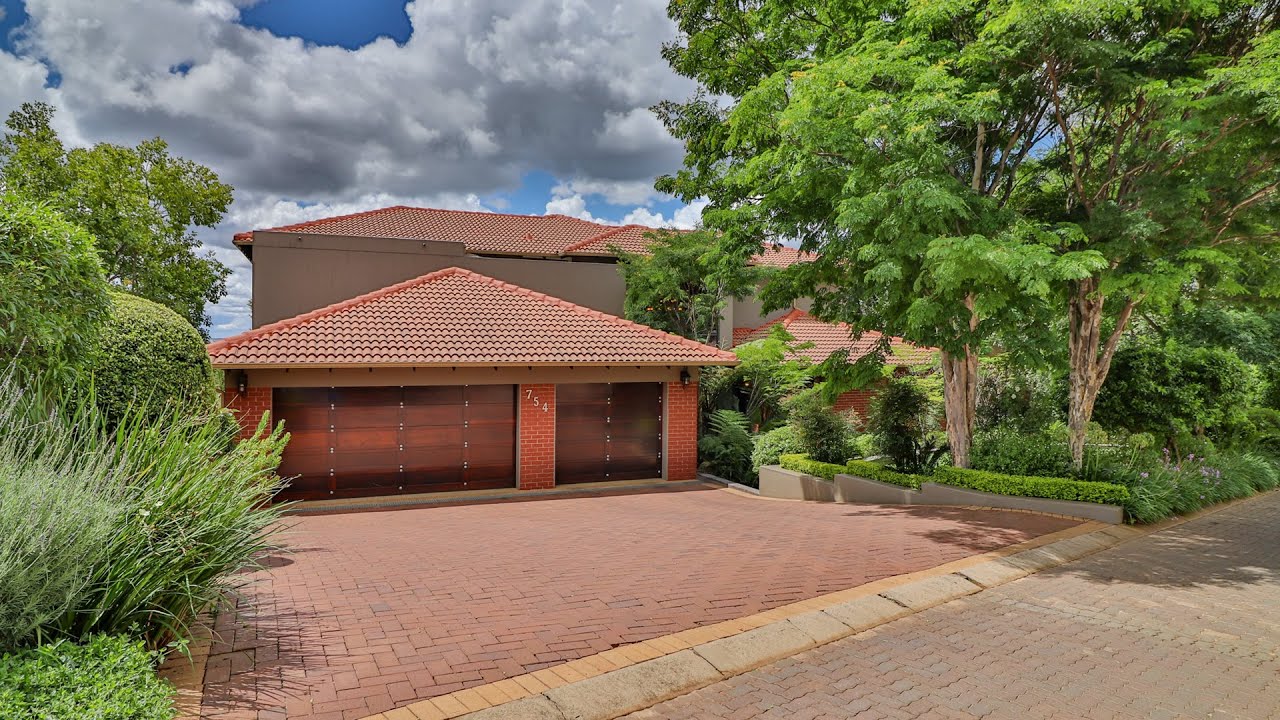 4 Bedroom For Sale | FEATHERBROOKE ESTATE