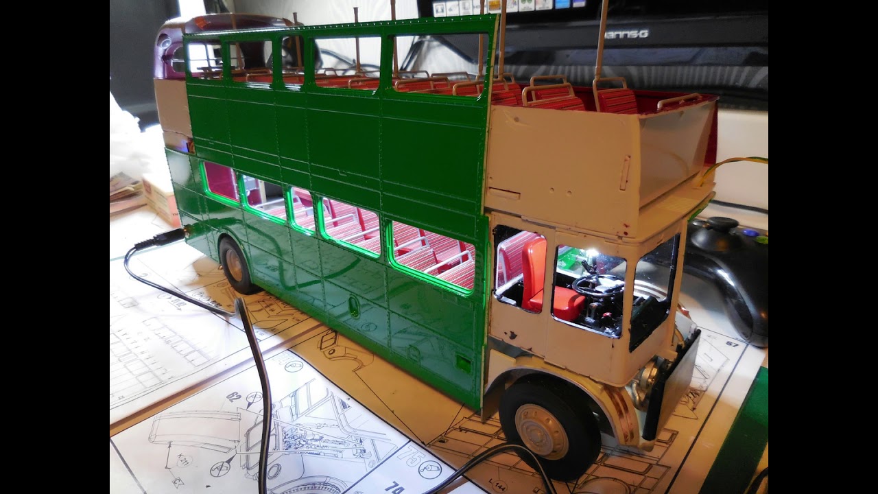 RouteMaster Bus model kit with full 12v lighting