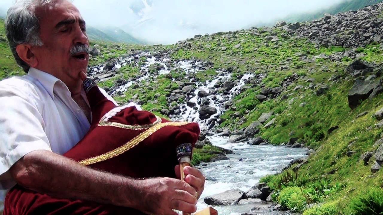 YAŞAR BİLDİREN SIRA SIRA ÇAMLARIN