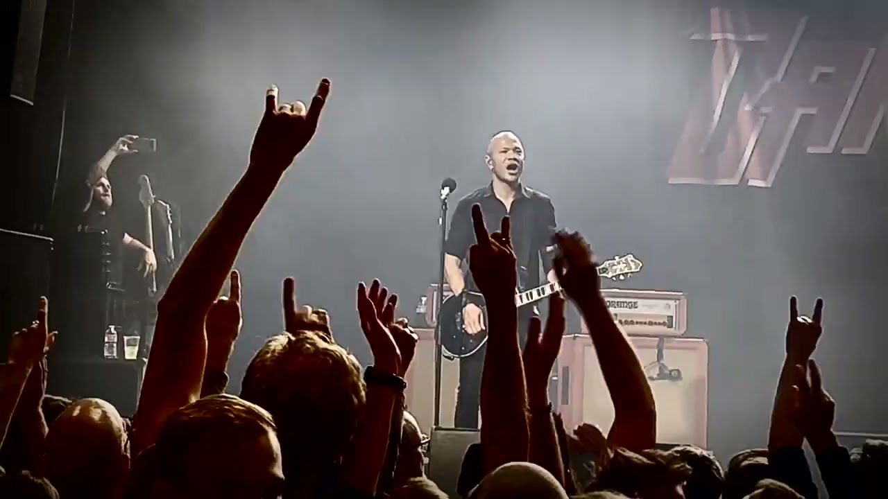 Danko Jones - GOOD TIME - [ live Köln Carlswerk Victoria ]