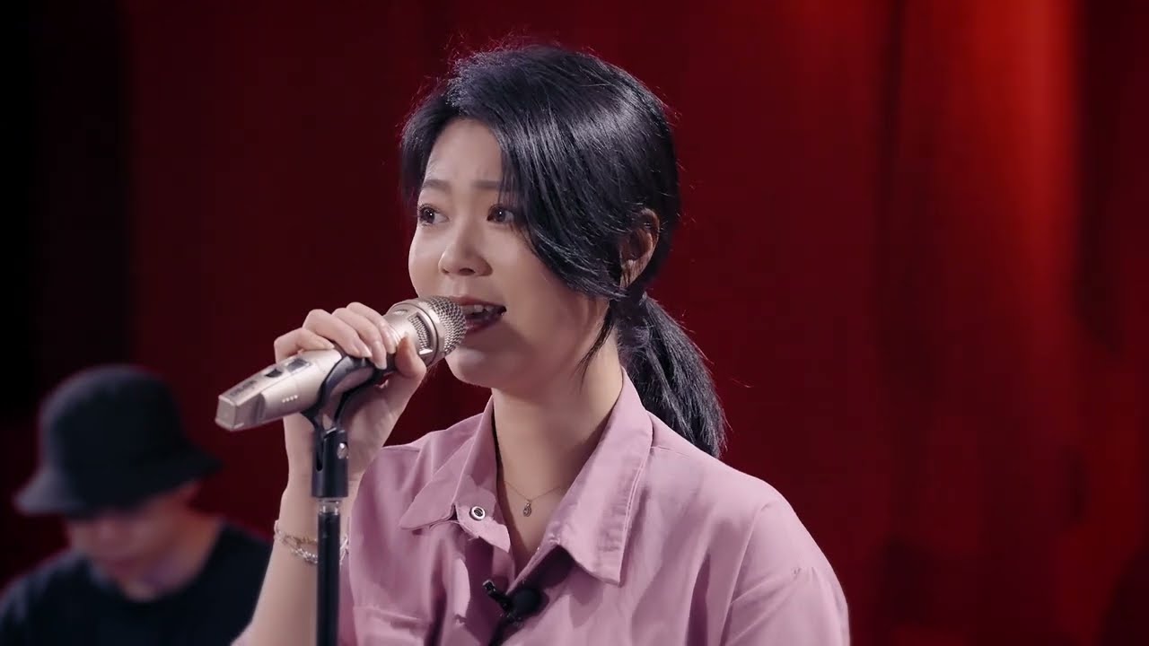 【Olivia Show Ep.4】│ 妳麥管 │ 在軍中想媽媽會幽懷喪志 ? 30年的禁歌成為曹雅雯新靈感 !
