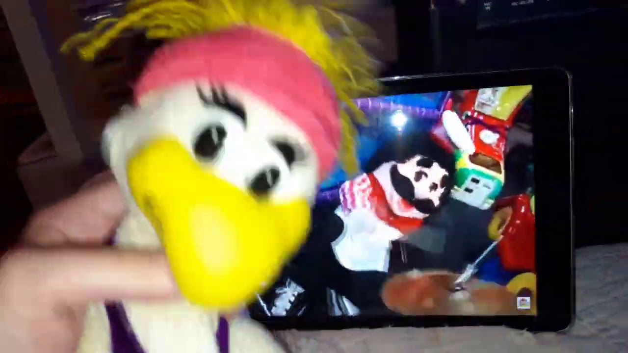 Chuck e cheese April 2002 show segment 2 rerun