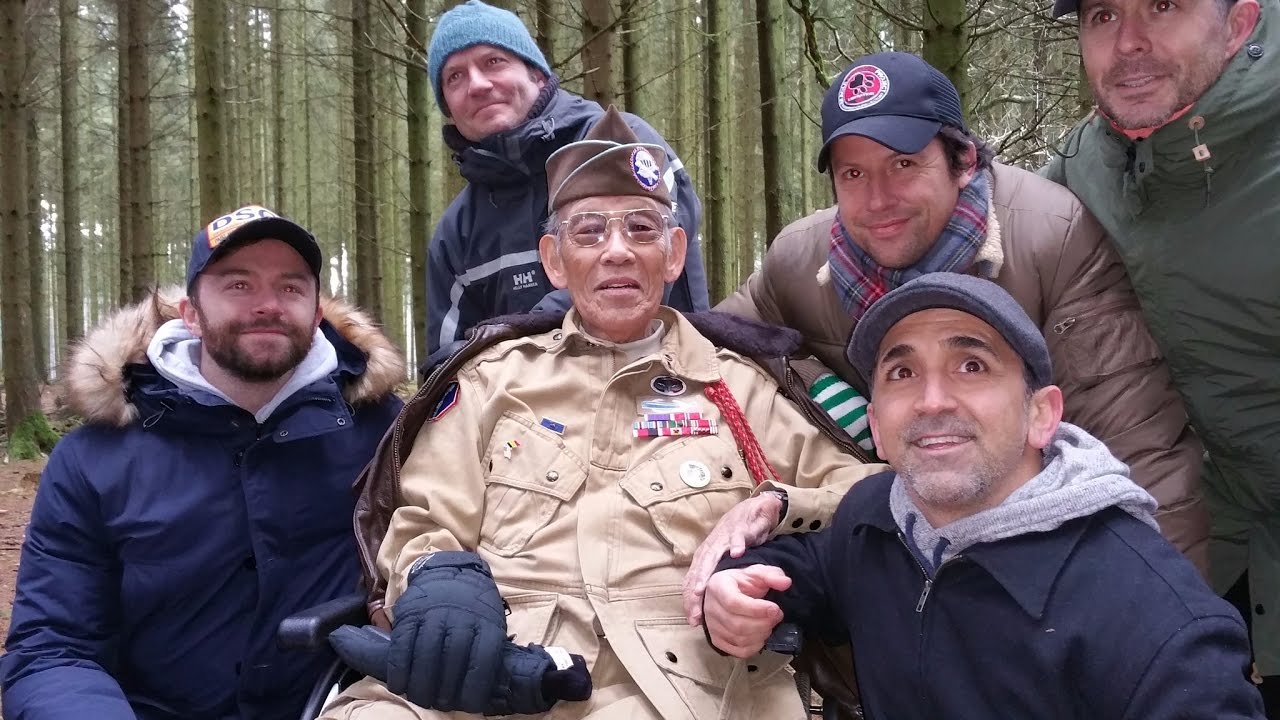 Актёры Band Of Brothers и ветераны Второй мировой войны посещают Буа-Жак-Бастонь &mdash; декабрь 2016 г.