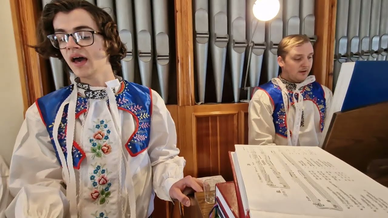 KNĚŽDUB-Z pohřbu folkloristy JOŽKY MATYÁŠE (Moravská hymna v podání chrámového sboru na chóru)