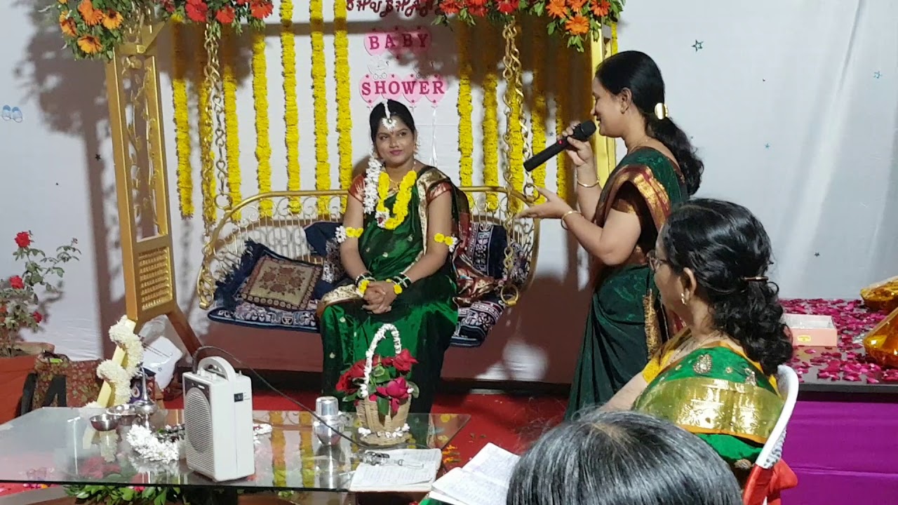 Shubhangi Buradkar's Dohale Jewan Baby Shower