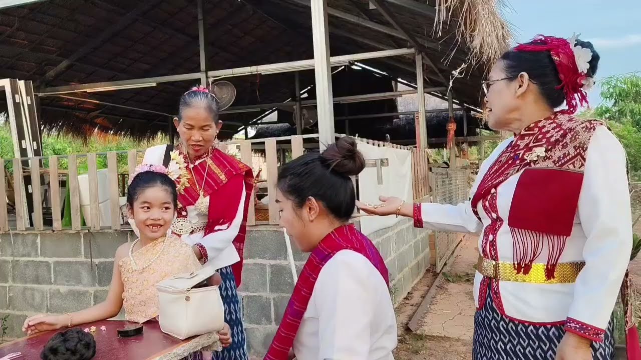 ซ้อมรำแค่ 10 นาทีน้องนกฟังจะรำได้ไหม  ได้รางวัลแล้วน้องนัดดาตื่นเต้นดีใจมากๆ