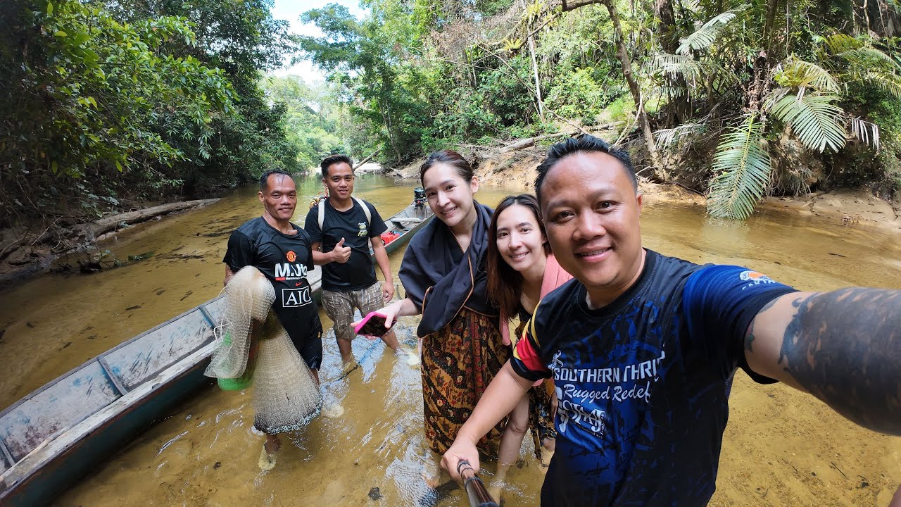 MENJALA DI SUNGAI OYA PAKOH BERSAMA JESS&GRACE // NAIK PERAHU MENGHILIR SUNGAI YANG CANTIK // 