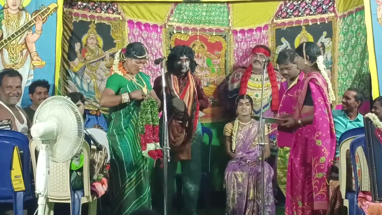 !!చిన్నమ్మ కథ లో పెళ్ళి!! సీన్