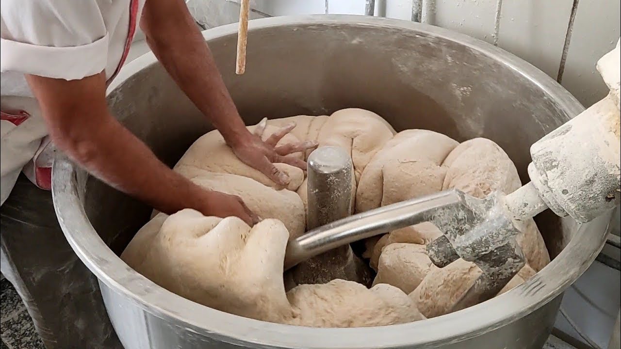 Behind the scenes of Berberi Bakery; from dough to hot bread