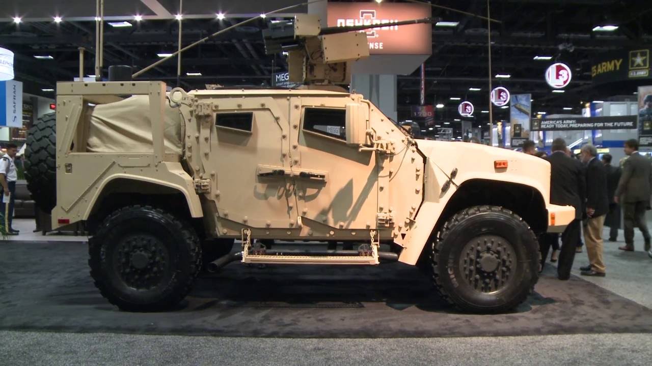 AUSA 2016 - Oshkosh Shows Off Big Gun JLTV: 30mm Cannon