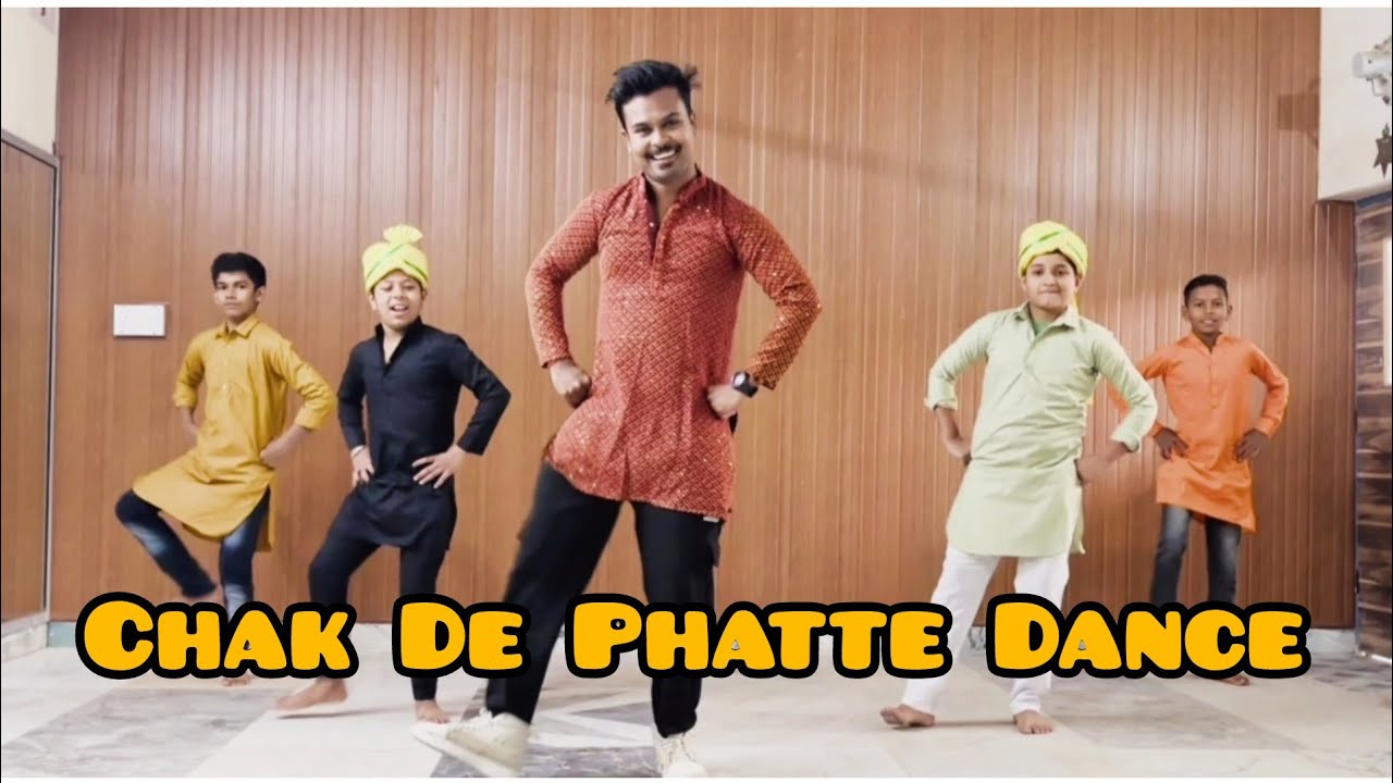We laugh, we enjoy, KIITJIANS - we cherish every bit of our school's life. Chakk de phatte! #dance