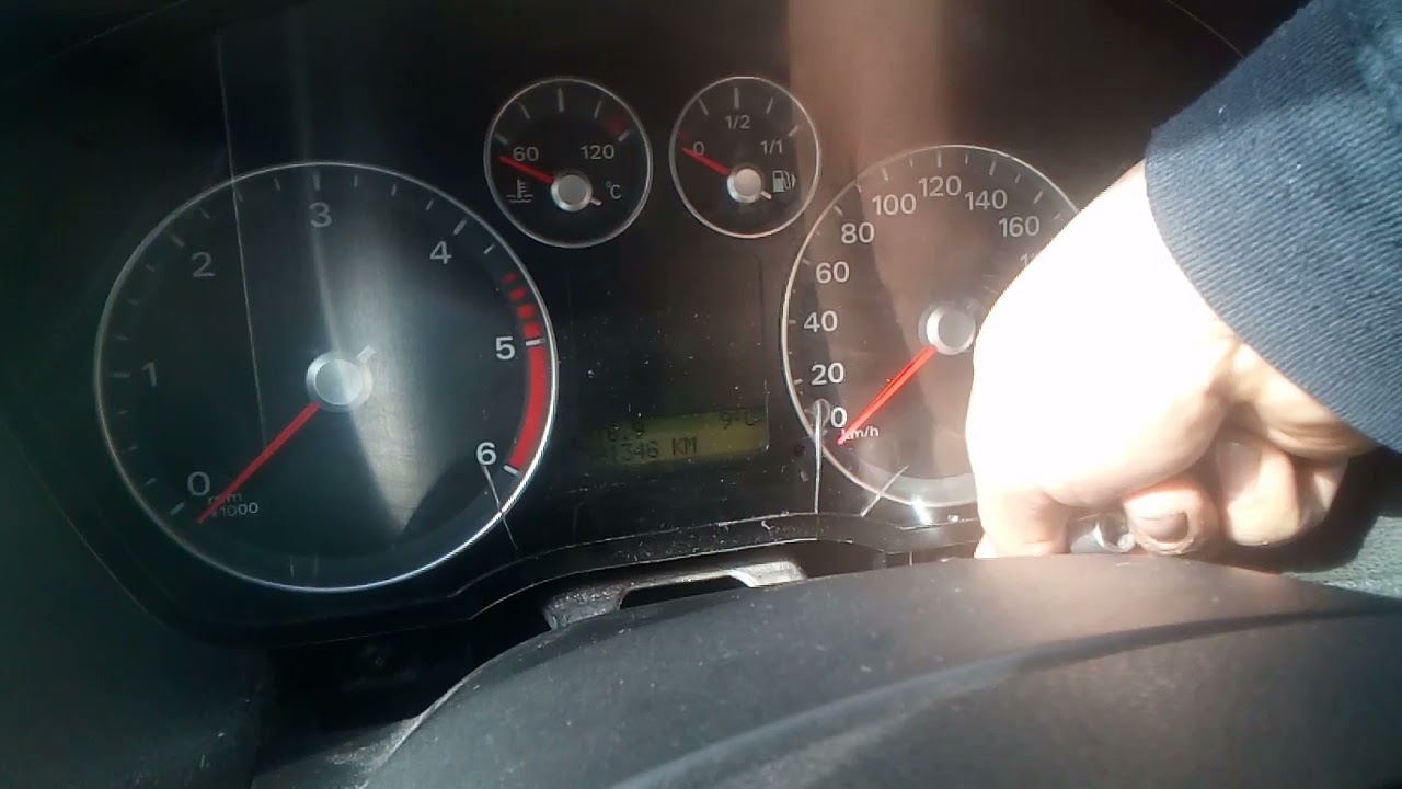 Disassemble the Viseon instrument panel; 2007 Ford Focus