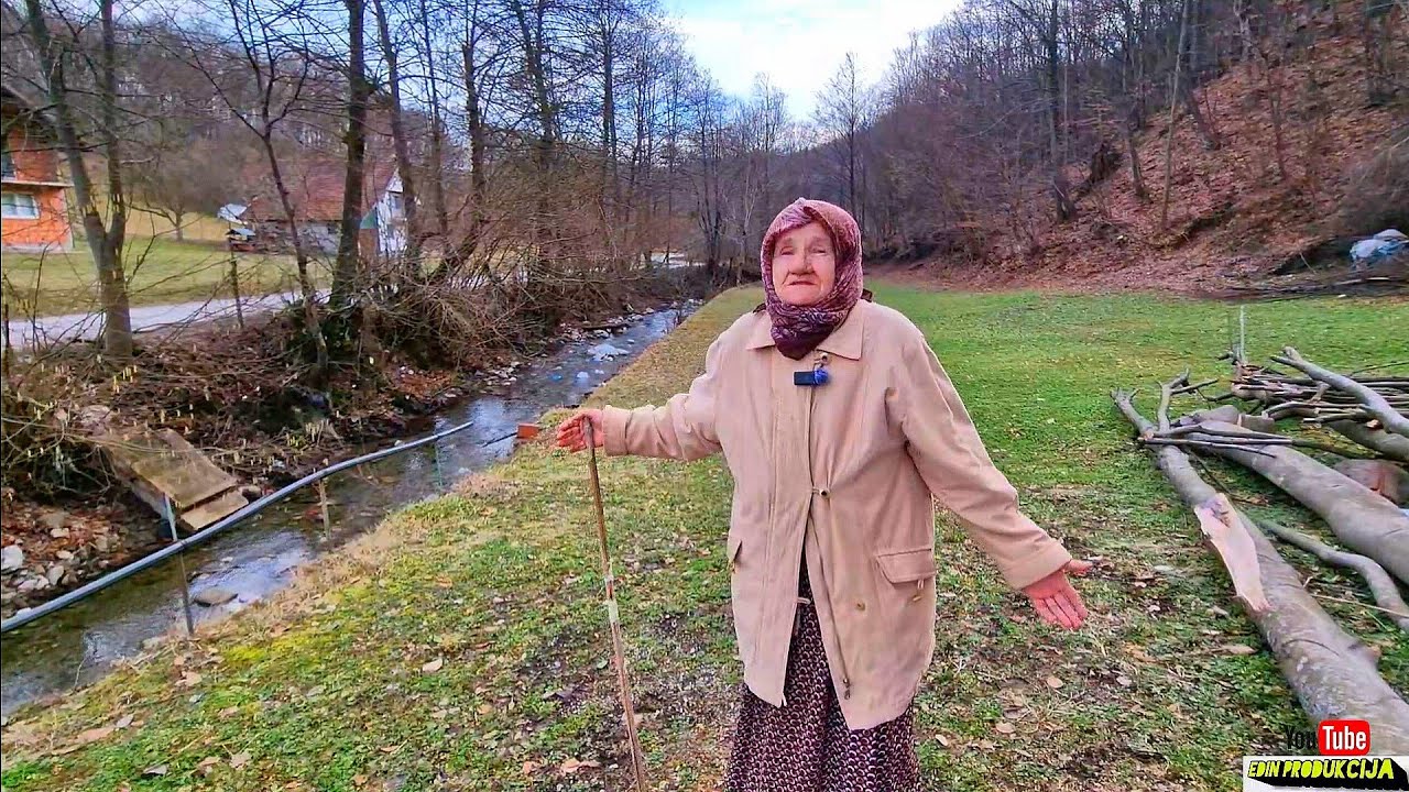 Čuvam svoje koke , posijem sebi a Bogami poigram u 75god 😊😊