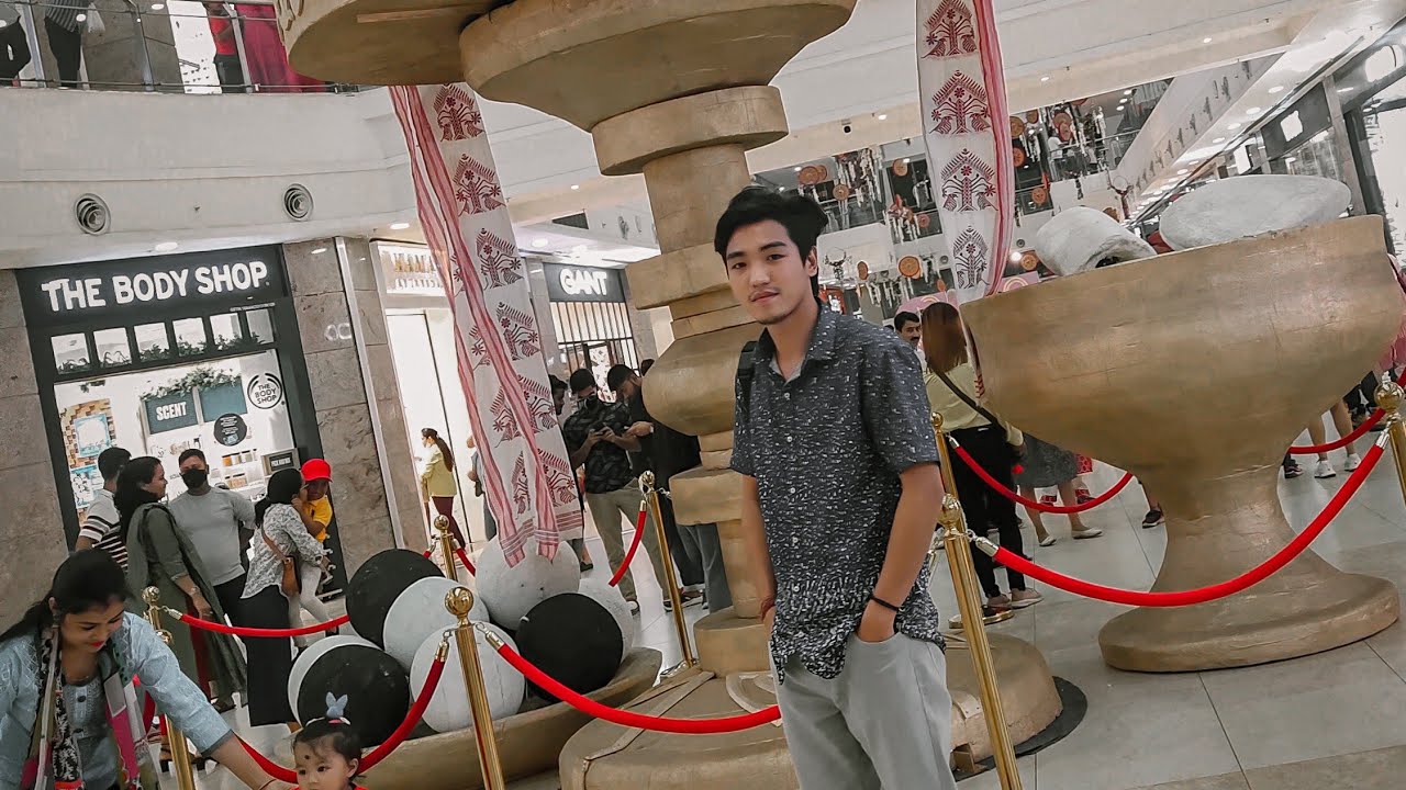 went to North-east India's Biggest Shopping Mall | For KGF Chapter-2 | City Centre@Surabhi Das